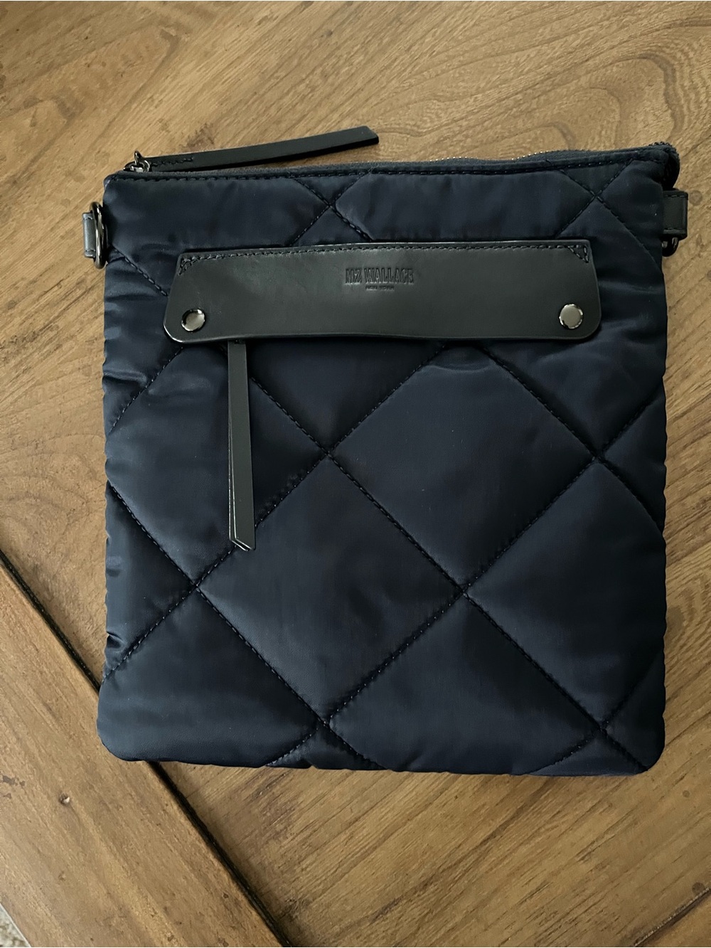 MZ Wallace Dawn Madison Flat Crossbody ~ excellent used condition - Picture 3 of 6